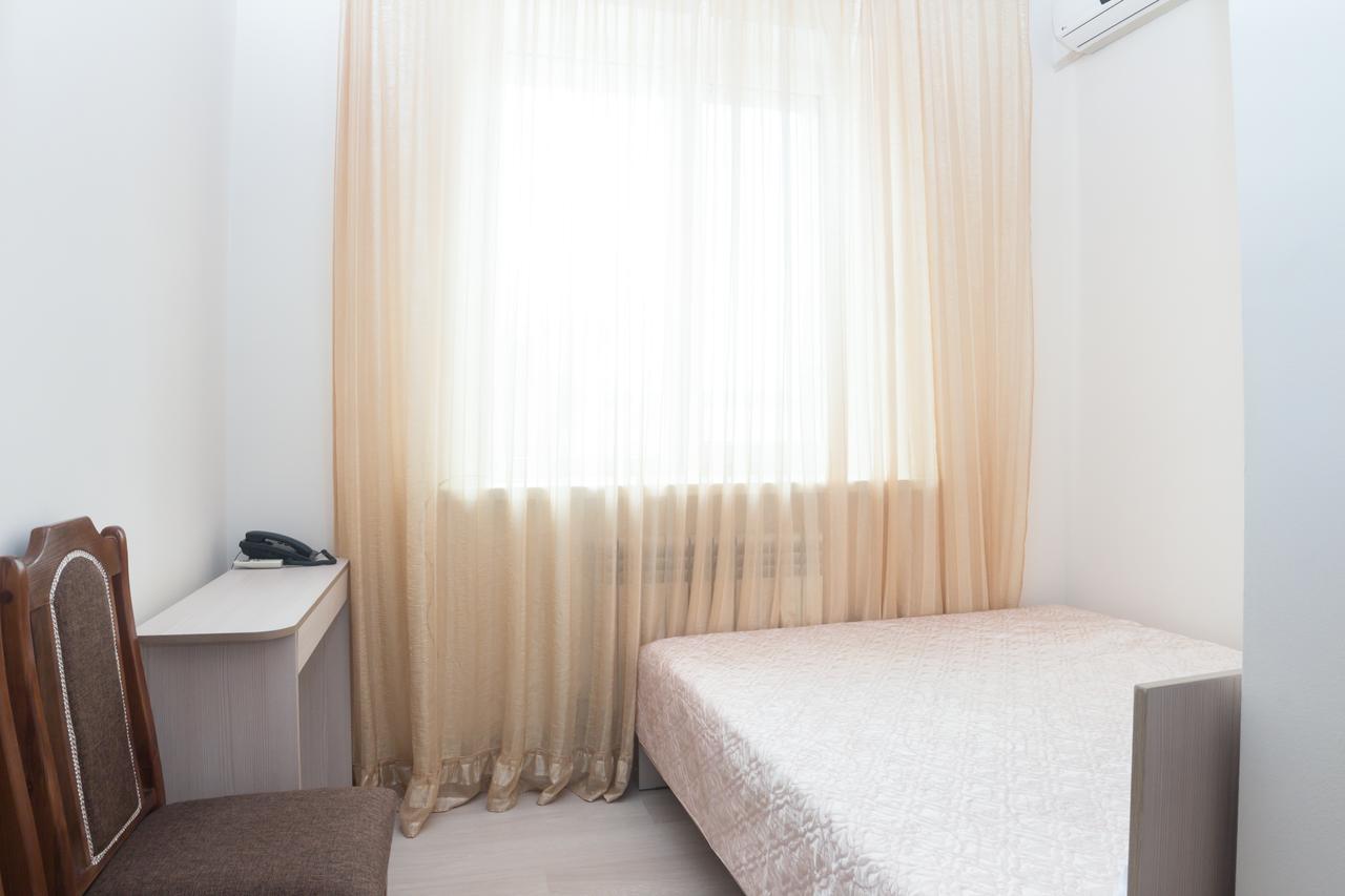 Hotel Alma Ata Zhosaly Kültér fotó